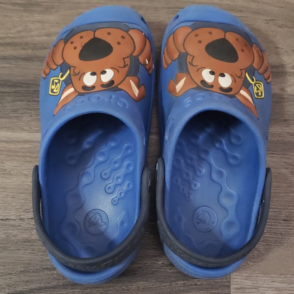 Size 12-13 Scooby Doo Crocs